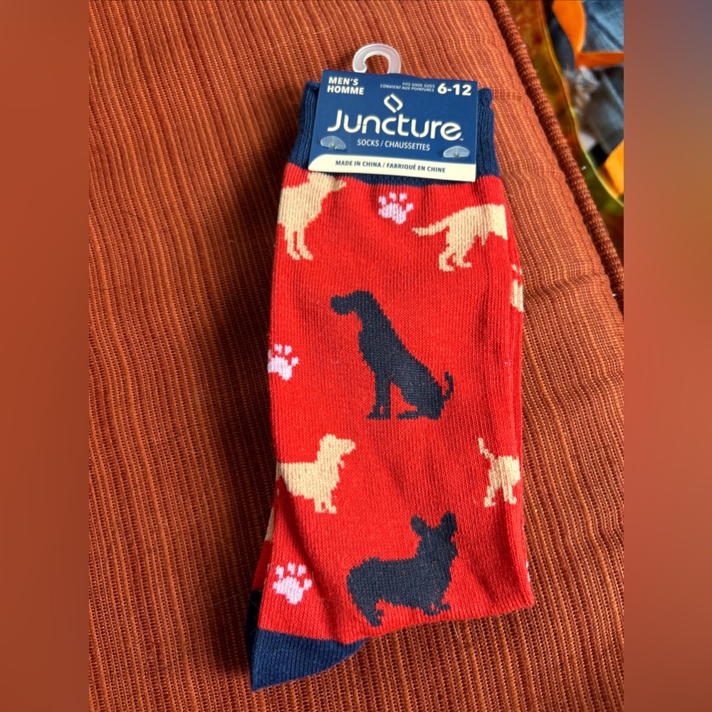 NEW Juncture Dogs Men's Socks Novelty Crew Shoe Size 6-12 Labrador Pets